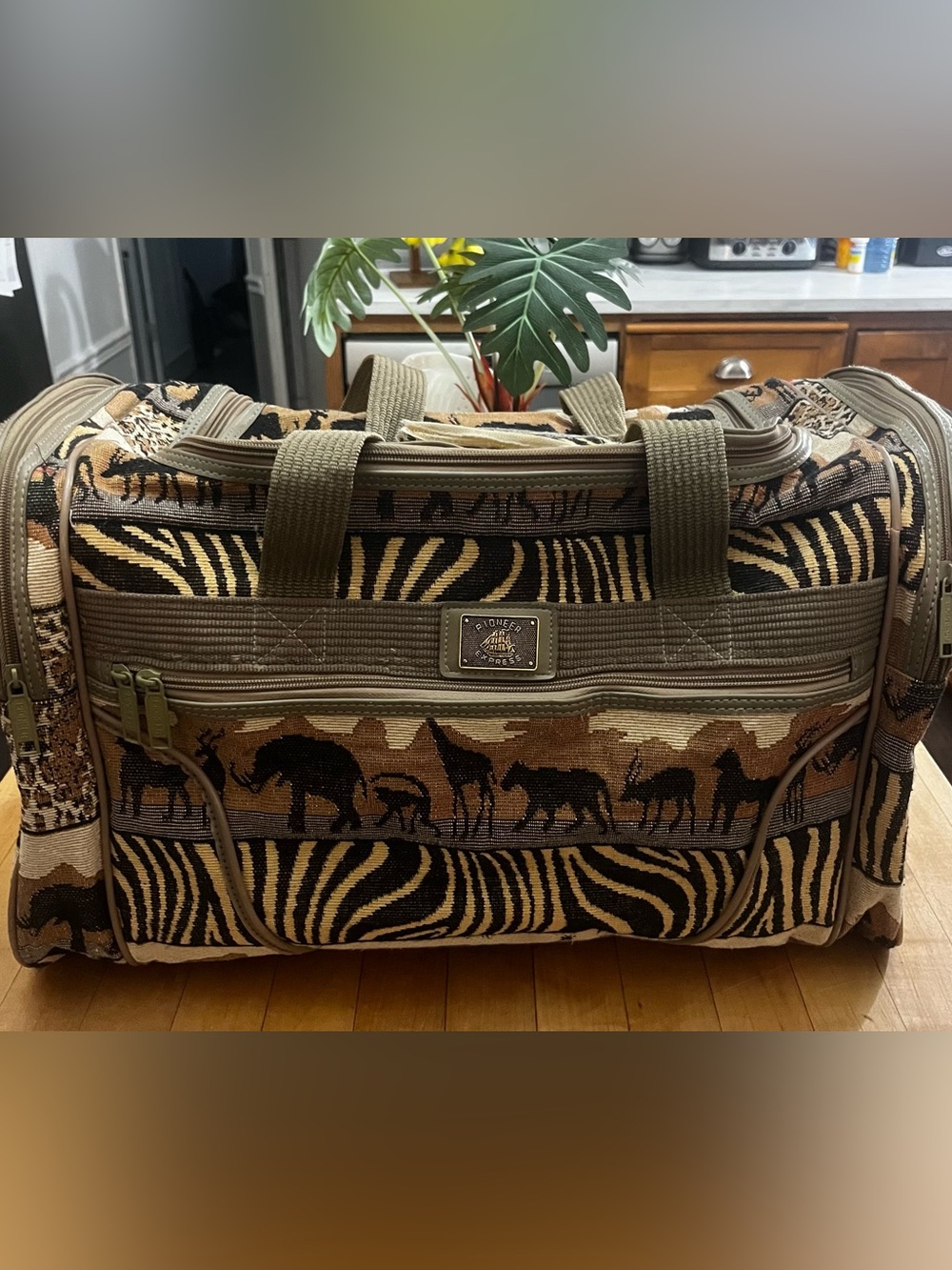 Vintage Pioneer Express Safari Tapestry Weekender Duffel Bag Carry On Suitcase